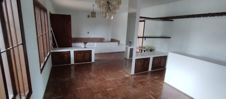 Imagem Casa com 3 Quartos à Venda, 196 m² em Jardim Eulina - Campinas Imagem Casa com 3 Quartos à Venda, 196 m² em Jardim Eulina - Campinas