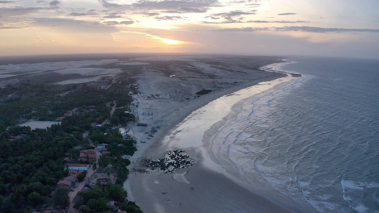 Imagem Terreno à Venda, 7 m² em Praia De Curimãs - Barroquinha Imagem Terreno à Venda, 7 m² em Praia De Curimãs - Barroquinha