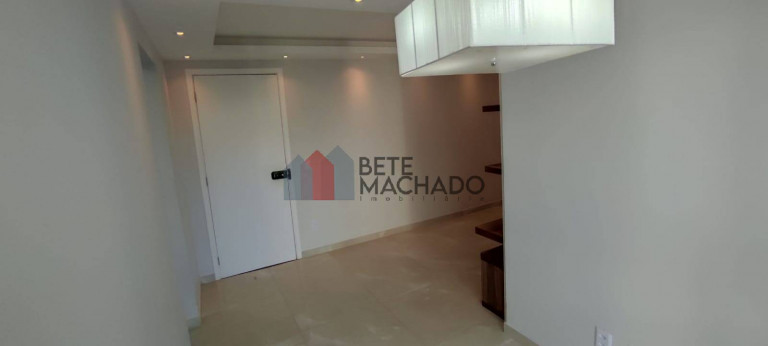 Imagem Apartamento com 2 Quartos à Venda, 1 m² em Pimenteiras - Teresópolis Imagem Apartamento com 2 Quartos à Venda, 1 m² em Pimenteiras - Teresópolis
