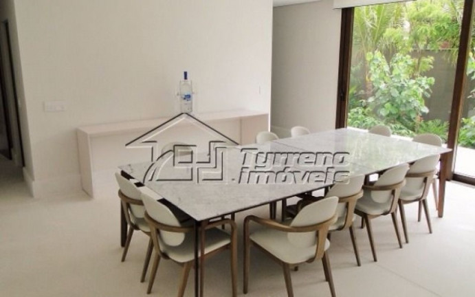 Imagem Casa com 11 Quartos à Venda, 1.632 m² em São Sebastião - São Sebastião Imagem Casa com 11 Quartos à Venda, 1.632 m² em São Sebastião - São Sebastião