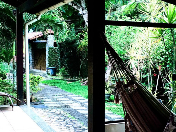 Imagem Casa com 5 Quartos à Venda, 353 m² em Buraquinho - Lauro De Freitas Imagem Casa com 5 Quartos à Venda, 353 m² em Buraquinho - Lauro De Freitas