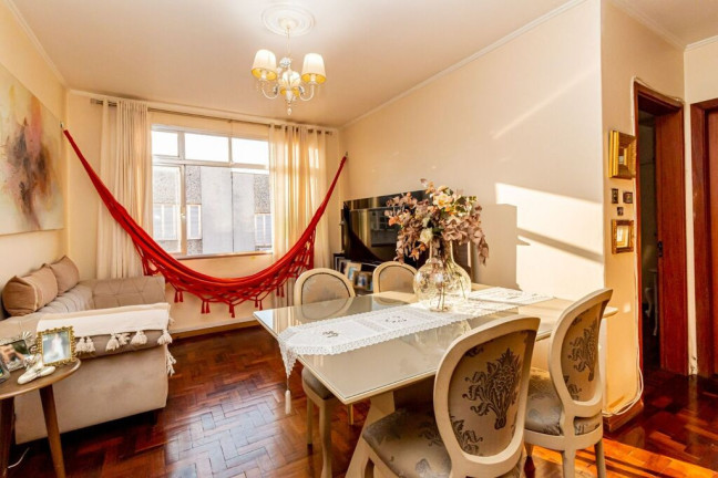 Imagem Apartamento com 2 Quartos à Venda, 53 m² em Medianeira - Porto Alegre