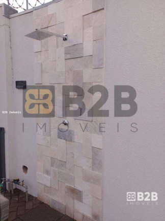 Imagem Casa com 1 Quarto à Venda, em Parque Jaraguá - Bauru Imagem Casa com 1 Quarto à Venda, em Parque Jaraguá - Bauru