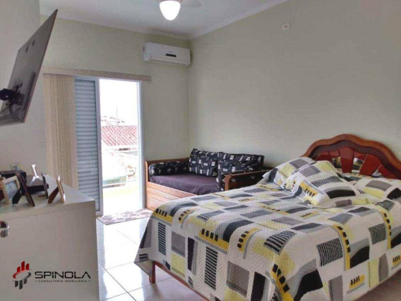 Imagem Casa com 4 Quartos à Venda, 232 m² em Balneário Flórida - Praia Grande Imagem Casa com 4 Quartos à Venda, 232 m² em Balneário Flórida - Praia Grande