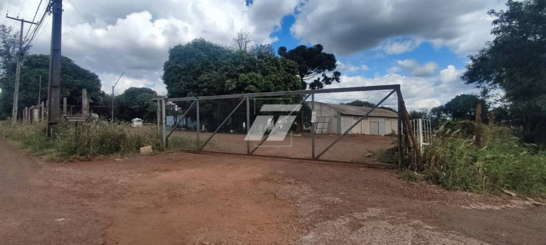 Galpão à Venda, 600 m² em Santa Felicidade - Cascavel