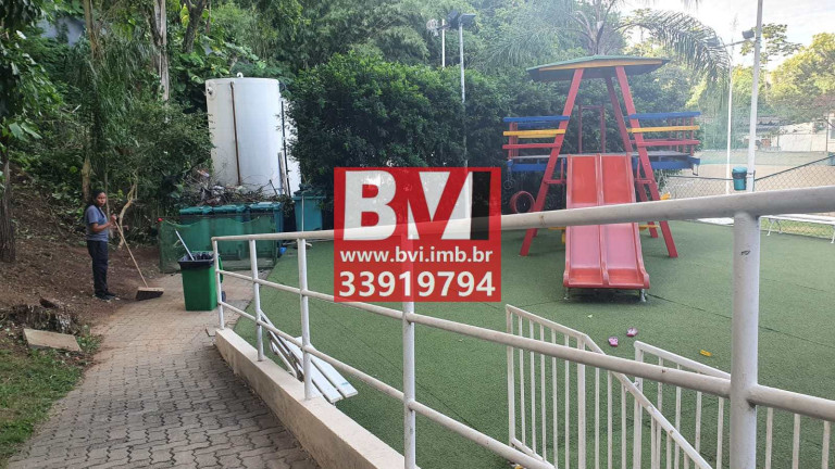 Imagem Casa com 2 Quartos à Venda, 50 m² em Pechincha - Rio De Janeiro Imagem Casa com 2 Quartos à Venda, 50 m² em Pechincha - Rio De Janeiro