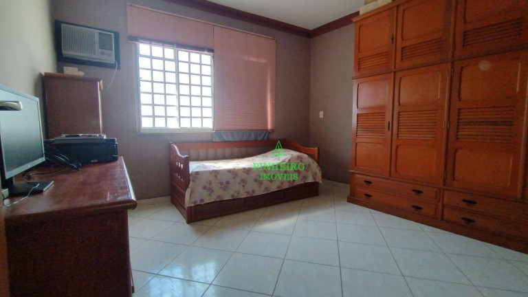 Imagem Casa com 3 Quartos à Venda, 339 m² em Sete Pontes - São Gonçalo