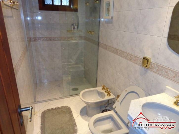 Imagem Apartamento com 4 Quartos à Venda, 226 m² em Campos Do Jordão Imagem Apartamento com 4 Quartos à Venda, 226 m² em Campos Do Jordão