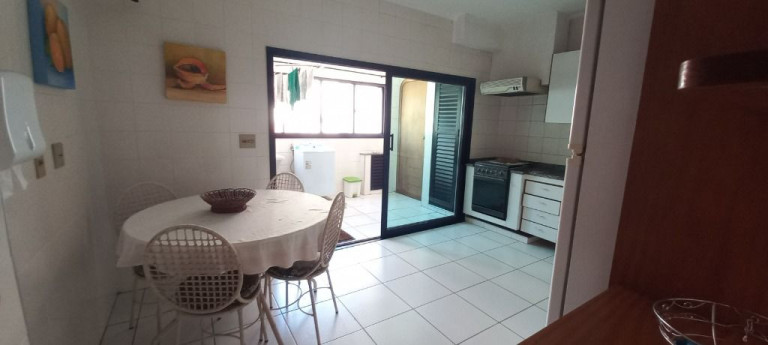 Imagem Apartamento com 3 Quartos à Venda ou Locação, 135 m² em Pitangueiras - Guarujá Imagem Apartamento com 3 Quartos à Venda ou Locação, 135 m² em Pitangueiras - Guarujá