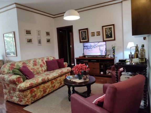 Imagem Imóvel com 3 Quartos à Venda, 131 m² em Alto - Teresópolis Imagem Imóvel com 3 Quartos à Venda, 131 m² em Alto - Teresópolis