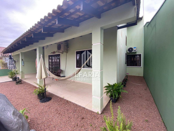 Imagem Casa com 3 Quartos à Venda, 159 m² em Brasilia - Itapoá