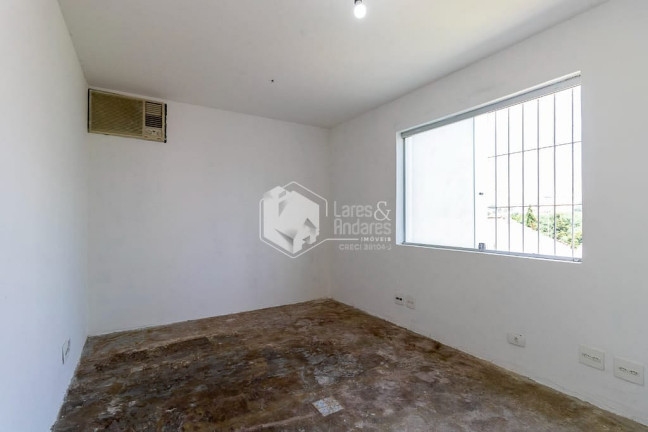 Imagem Casa com 3 Quartos à Venda, 240 m² em Bosque Da Saúde - São Paulo Imagem Casa com 3 Quartos à Venda, 240 m² em Bosque Da Saúde - São Paulo