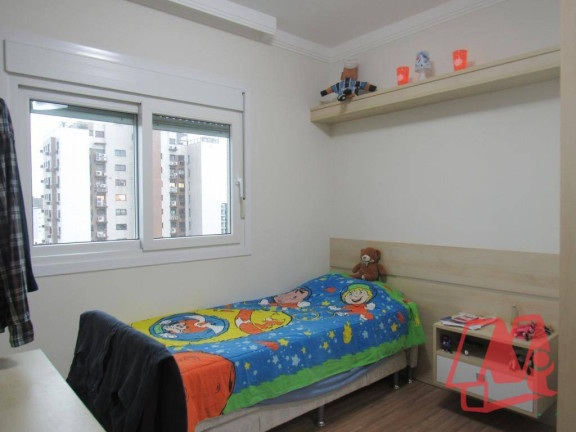 Imagem Apartamento com 3 Quartos para Alugar, 130 m² em Petrópolis - Porto Alegre Imagem Apartamento com 3 Quartos para Alugar, 130 m² em Petrópolis - Porto Alegre