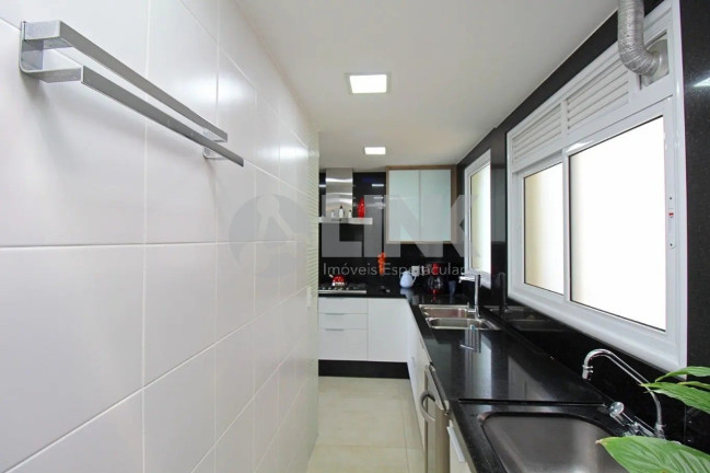 Imagem Apartamento com 3 Quartos à Venda, 105 m² em Passo Da Areia - Porto Alegre