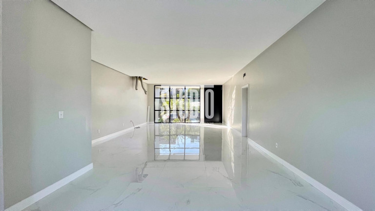Imagem Casa com 3 Quartos à Venda, 312 m² em Centro - Carlos Barbosa Imagem Casa com 3 Quartos à Venda, 312 m² em Centro - Carlos Barbosa