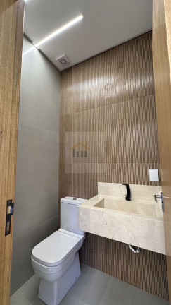 Imagem Casa com 4 Quartos à Venda, 223 m² em Jardim Europa - Goiânia
