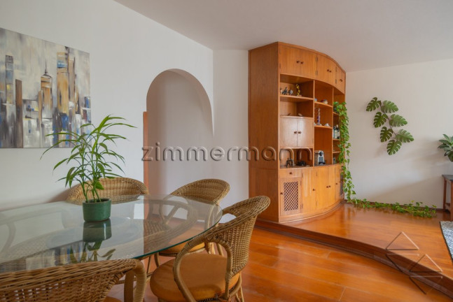 Imagem Apartamento com 2 Quartos à Venda, 130 m² em Moema - São Paulo Imagem Apartamento com 2 Quartos à Venda, 130 m² em Moema - São Paulo