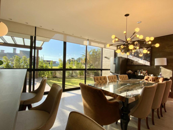 Imagem Sobrado com 4 Quartos à Venda, 254 m² em Capão Da Canoa - Capao Da Canoa Imagem Sobrado com 4 Quartos à Venda, 254 m² em Capão Da Canoa - Capao Da Canoa