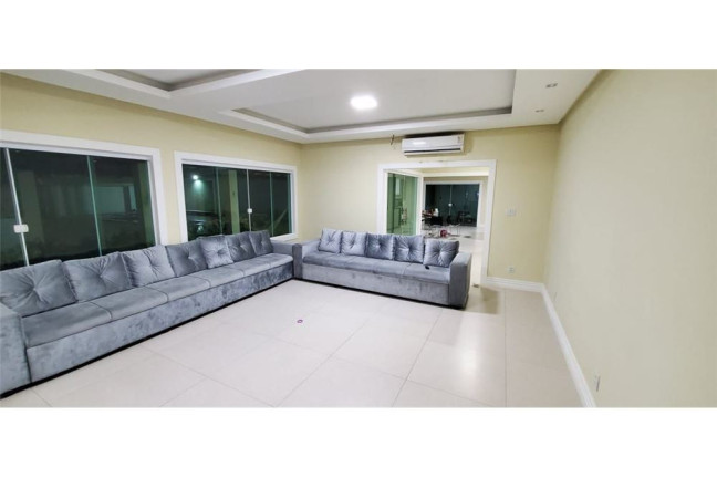 Imagem Casa com 7 Quartos à Venda, 680 m² em Praia De Guarajuba - Camaçari Imagem Casa com 7 Quartos à Venda, 680 m² em Praia De Guarajuba - Camaçari