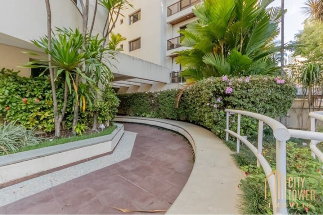 Imagem Apartamento à Venda, em Aclimação - São Paulo Imagem Apartamento à Venda, em Aclimação - São Paulo
