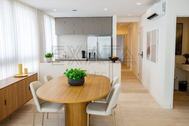Imagem Imóvel com 4 Quartos à Venda, 147 m² em Itaim Bibi - São Paulo