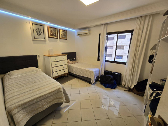 Imagem Apartamento com 3 Quartos à Venda, 155 m² em Boqueirão - Santos