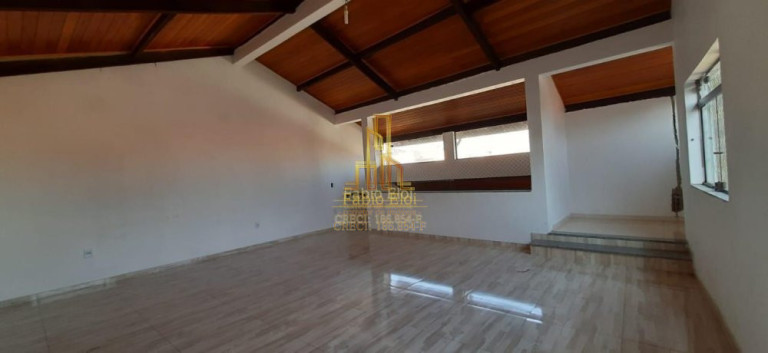 Sobrado com 3 Quartos à Venda, 272 m² em Vila Bocaina - Mauá