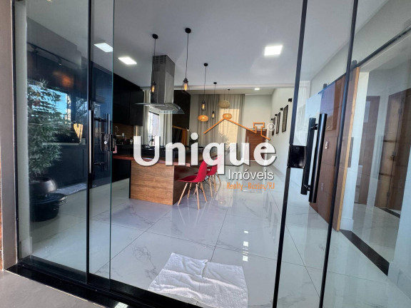 Imagem Casa com 3 Quartos à Venda, 425 m² em Estrada Do Guriri - Cabo Frio