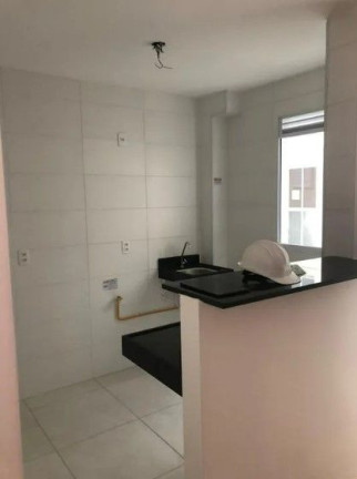 Imagem Apartamento com 2 Quartos à Venda, 45 m² em Estrada Do  Coco - Camaçari