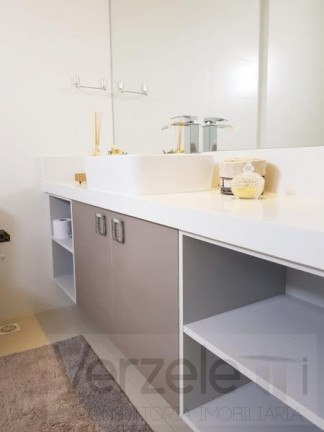 Imagem Apartamento com 3 Quartos à Venda, 129 m² em Centro - Balneário Camboriú Imagem Apartamento com 3 Quartos à Venda, 129 m² em Centro - Balneário Camboriú