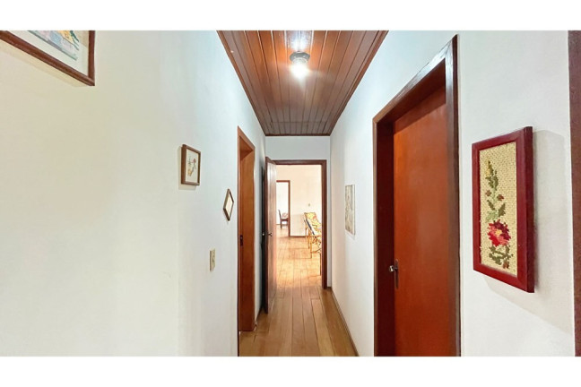 Imagem Casa com 3 Quartos à Venda, 368 m² em Ponta Grossa - Porto Alegre