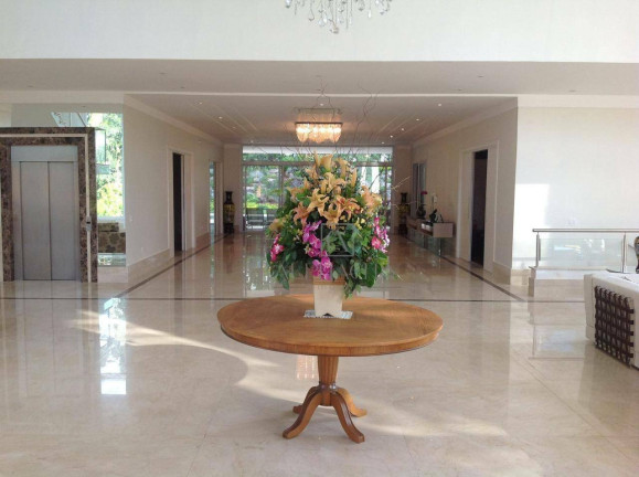 Imagem Casa com 4 Quartos à Venda, 1.800 m² em Residencial Tamboré - Barueri
