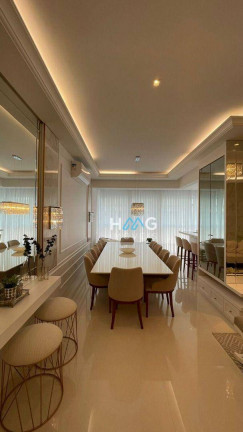 Imagem Apartamento com 3 Quartos à Venda, 149 m² em Centro - Zona 1 - Itapema Imagem Apartamento com 3 Quartos à Venda, 149 m² em Centro - Zona 1 - Itapema