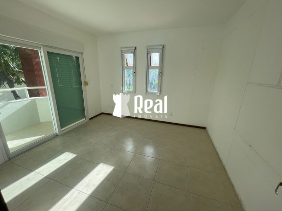Imagem Casa com 4 Quartos à Venda, 550 m² em Busca Vida - Camaçari Imagem Casa com 4 Quartos à Venda, 550 m² em Busca Vida - Camaçari