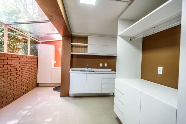 Imagem Imóvel com 4 Quartos à Venda, em Passo Da Areia - Porto Alegre Imagem Imóvel com 4 Quartos à Venda, em Passo Da Areia - Porto Alegre