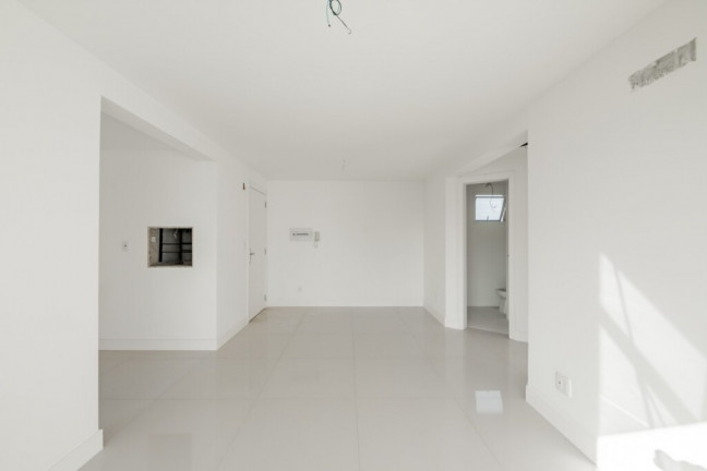 Imagem Imóvel com 1 Quarto à Venda, 53 m² em Passo Da Areia - Porto Alegre Imagem Imóvel com 1 Quarto à Venda, 53 m² em Passo Da Areia - Porto Alegre