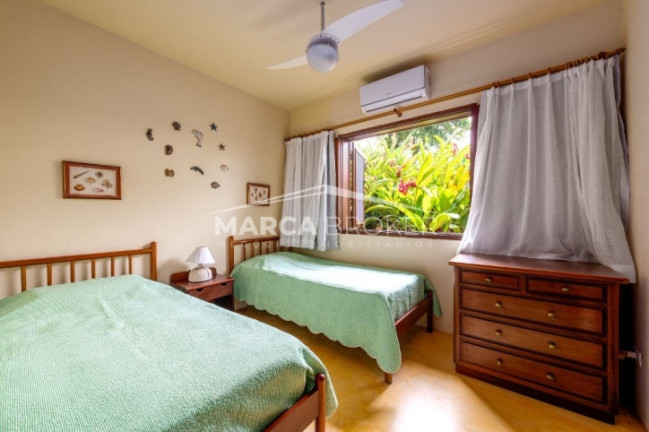 Imagem Sobrado com 5 Quartos à Venda, 1.680 m² em Guaecá - São Sebastião