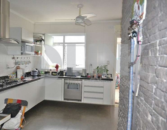 Imagem Apartamento com 3 Quartos à Venda, 183 m² em Rio Branco - Porto Alegre Imagem Apartamento com 3 Quartos à Venda, 183 m² em Rio Branco - Porto Alegre