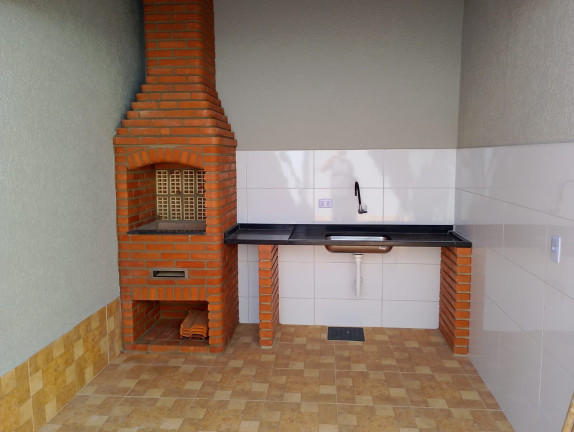 Imagem Casa com 2 Quartos à Venda, 100 m² em Maracanã - Praia Grande Imagem Casa com 2 Quartos à Venda, 100 m² em Maracanã - Praia Grande