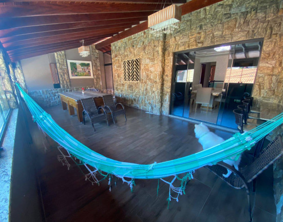 Casa com 4 Quartos à Venda, 330 m² em Vila Aparecida - Jundiaí