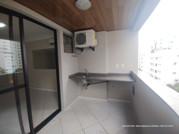 Imagem Apartamento com 3 Quartos à Venda, 151 m² em Centro - Florianópolis