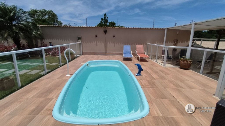 Imagem Casa com 2 Quartos à Venda, 120 m² em Meaípe - Guarapari