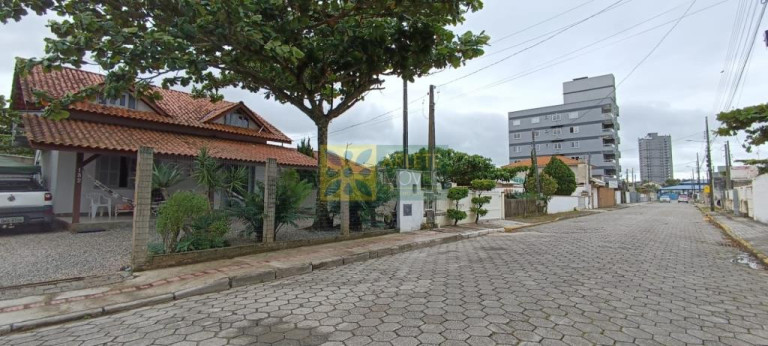 Casa com 5 Quartos à Venda, 120 m² em Vila Nova - Porto Belo