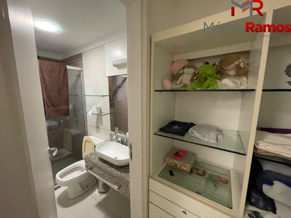 Imagem Imóvel com 4 Quartos à Venda, 277 m² em Guararapes - Fortaleza