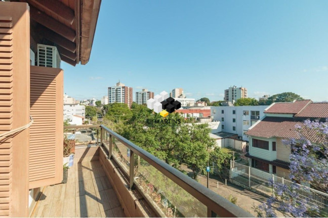 Imagem Casa com 3 Quartos à Venda, 156 m² em Cristo Redentor - Porto Alegre Imagem Casa com 3 Quartos à Venda, 156 m² em Cristo Redentor - Porto Alegre