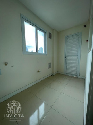 Imagem Apartamento com 3 Quartos à Venda, 130 m² em Centro - Balneário Camboriú Imagem Apartamento com 3 Quartos à Venda, 130 m² em Centro - Balneário Camboriú