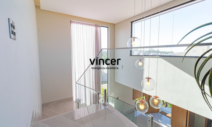 Imagem Casa com 4 Quartos à Venda, 297 m² em Jardins Nápoles - Senador Canedo