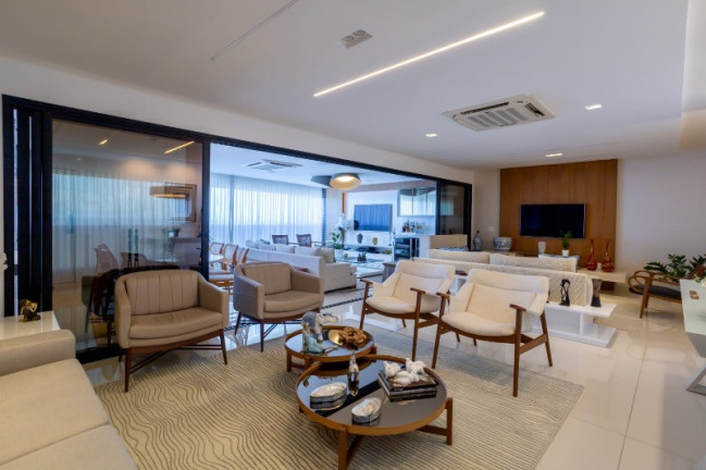 Imagem Imóvel com 4 Quartos à Venda, 330 m² em Barra - Salvador Imagem Imóvel com 4 Quartos à Venda, 330 m² em Barra - Salvador