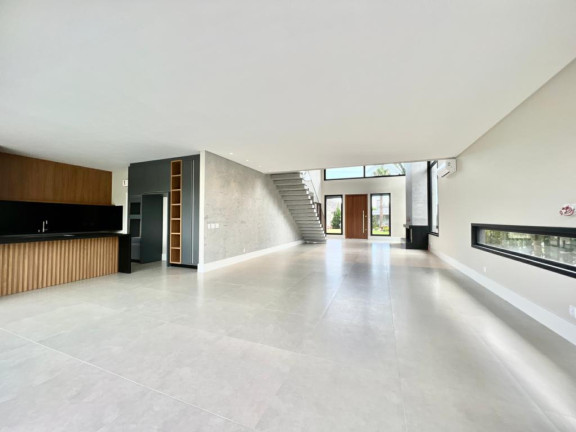 Imagem Casa com 5 Quartos à Venda, em -- - Xangri-la Imagem Casa com 5 Quartos à Venda, em -- - Xangri-la