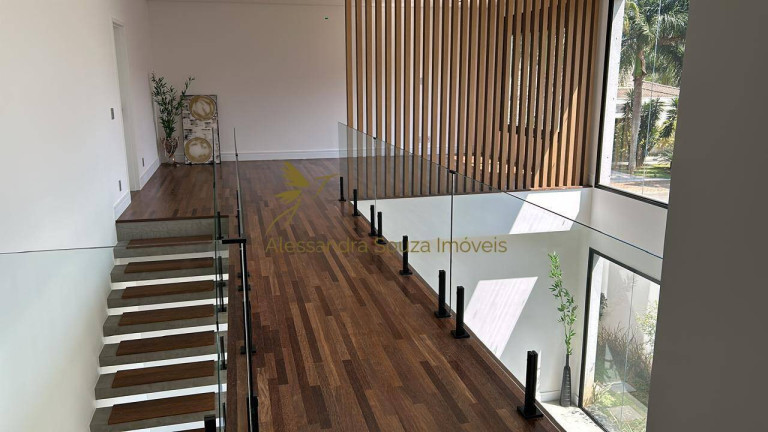 Imagem Casa com 4 Quartos à Venda, 399 m² em Alphaville - Santana De Parnaíba Imagem Casa com 4 Quartos à Venda, 399 m² em Alphaville - Santana De Parnaíba
